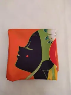 オレンジ色の女性シルエットスカーフ