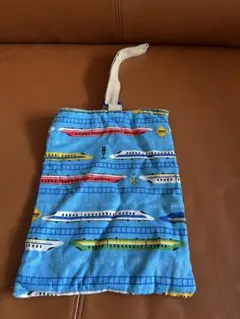 Item thumbnail for item 052a6d31-6af8-44e2-91ef-4328f23ff8e9