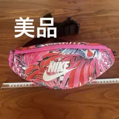 NIKE ボディバッグ ウエストポーチ ボタニカル柄