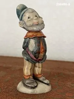 Item thumbnail for item 3c551292-8605-49d1-856c-1fe8dfce8737