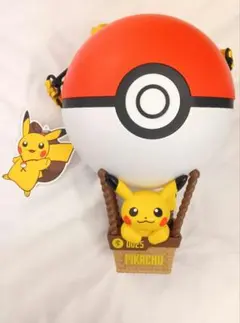 【新品✨美品】　ロッテワールド✖️ポケモン　限定品　ポップコーン入れ 韓国限定】ロッテワールドポケモンコラボ2025 ピカチュウ