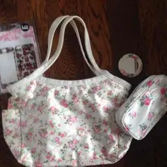 キャスキットソンポーチと花柄バッグと携帯シール美品