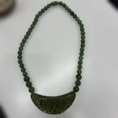 翡翠風バラ彫刻 ネックレス グリーン