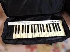 ★iRig Keys PRO 　MIDIキーボード 37鍵（バック付）