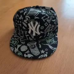 NEW ERA ニューヨークヤンキース 総柄 キャップ 58cm