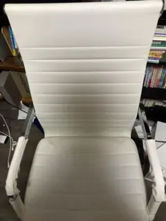 ホワイトオフィスチェア ストライプデザイン