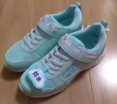 新品　ムーンスター　LUVRUSH　スニーカー22cmのサムネイル