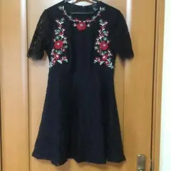 Forever21 レースワンピース　刺繍
