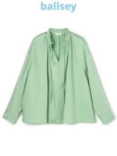 【1764じゅんこ様専用】美品 ボールジィ サテンフリルネックブラウス