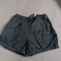 オリーブ色ショートパンツ 150cm
