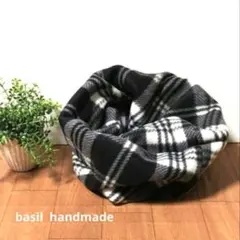 スヌード　マフラー　ネックウォーマー　ハンドメイド　白♡黒　チェック