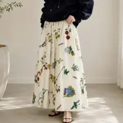 CABaN ❤️シルク ボタニカル フレアスカート 花柄 TOMORROWLAND