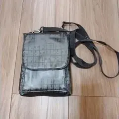 RaviRavi ヤマト屋 ショルダーバッグ　ポシェットのサムネイル