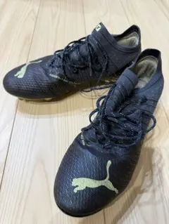 Puma Future 1.4 サッカーシューズ ブラック/ゴールド