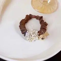 新品 ブラウン パール フラワーデザインヘアゴム ヘアアクセサリー ヘアゴム
