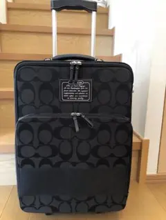 希少　コーチ　シグネチャー　キャリーケース スーツケース　シグネチャー