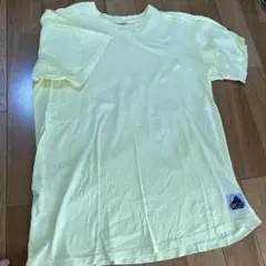 黄色 Tシャツ