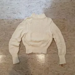 ハイネックニット