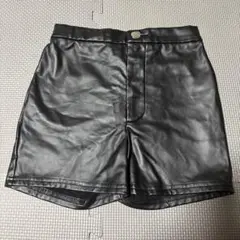 最終価格　黒 レザーパンツ　9歳用