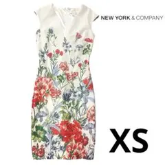 【即日発送】NEW YORK & COMPANY 花柄 ノースリーブ ワンピースのサムネイル