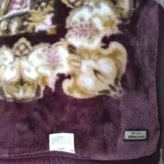 京都西川　ワインレッド　花柄 　 2重毛布　140cm✕200cm