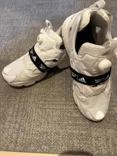 週末まで限定価格　INSTAPUMP FURY　BOOST ホワイト28.5cm Reebok Instapump Fury Boost White Black Gum アディダス