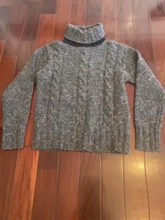 ケーブルニット ニット