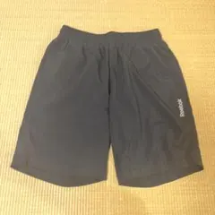 Reebok 速乾性 ブラック ショートパンツ
