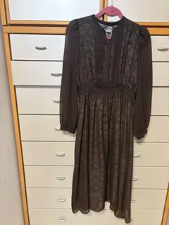 Item thumbnail for item e70829ee-0dbd-4f3e-b56c-b0e9f2e0a85a