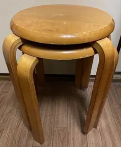 昭和レトロ 天然木 丸椅子 木製スツール 古家具　シンプルな木のイス２脚セット