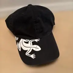 agnès b. カエルプリント ブラックキャップ