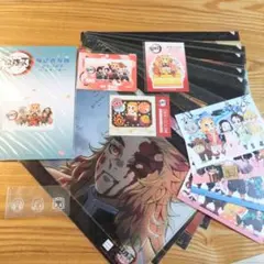 鬼滅の刃　煉獄杏寿郎　ダイカットステッカー、ICステッカー、ポストカード他