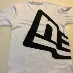 NEW ERA Tシャツ