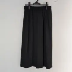 グンゼの商品、ピンタック、ロングプリーツスカート ブラック 無地 シンプルのサムネイル
