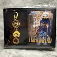 【新品】ワンピース キャラ&アクセサリー　トラファルガーローブロマイド
