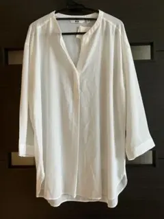 最終値下げ！ユニクロ　新品　レーヨンエアリースキッパーカラーブラウス　七分袖　M