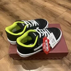 新品未使用　20.5㎝　VANS キッズスニーカー　スリッポン 箱無し-300