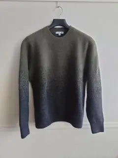 グラデーション ニット