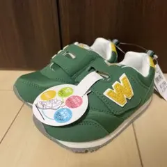 【新品未使用品】西松屋　スニーカー　ベビー　靴　15センチ
