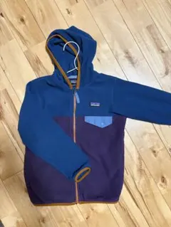 patagonia フリースジャケット 5T