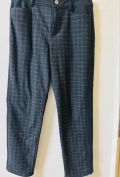 ブラック グリッドパターン スラックス