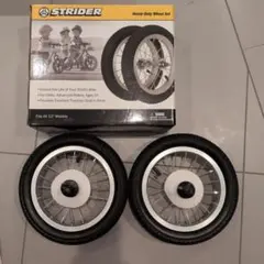 【期間限定値下げ！！】　ストライダー 純正 ホイール ゴムタイヤ CST 期間限定値下げ！！】 ストライダー 純正 ホイール ゴムタイヤ