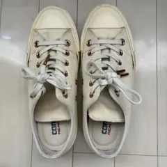 CONVERSE REACT Chuck Taylor ホワイトスニーカー