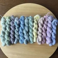 ダーニング用手染め毛糸12色セット