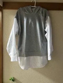 フード付きグレー長袖カットソー