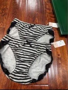 ストライプ ショーツ M 単品   綿混