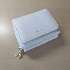 三つ折り財布