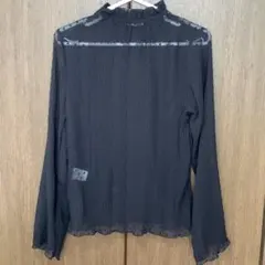 ハイネック シアートップス　レディースシャツ　未使用