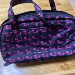 ARTISAN&ARTIST* 猫柄ポーチ 中型のサムネイル