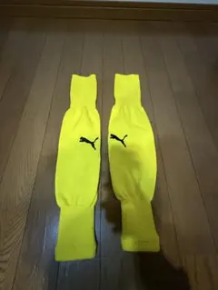 PUMA イエロー ソックス